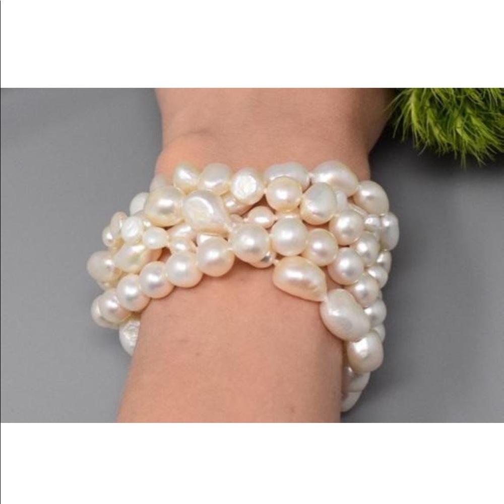 White Bubble Pearl Bracelet